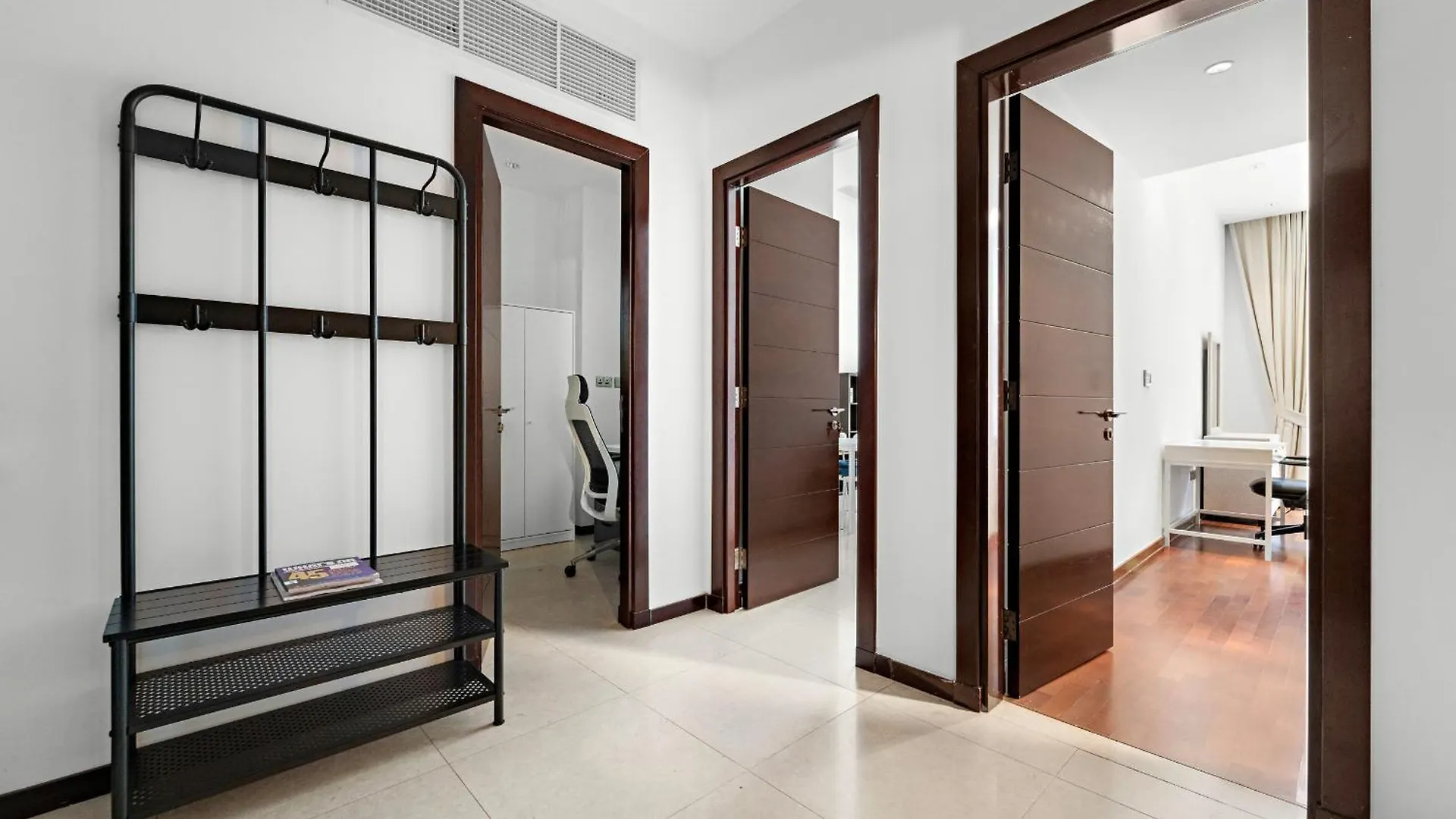 Apartment Vayk - Spacious 2 Bd With Beach Access & Private Gym On Palm Jumeirah Dubai